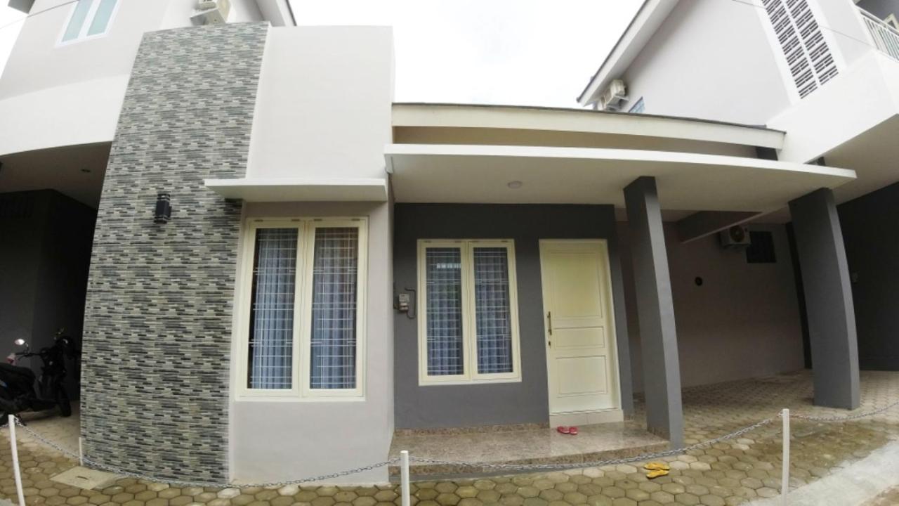 Omah Bondi Family Homestay By Fh Stay Jogjacarta Exterior foto